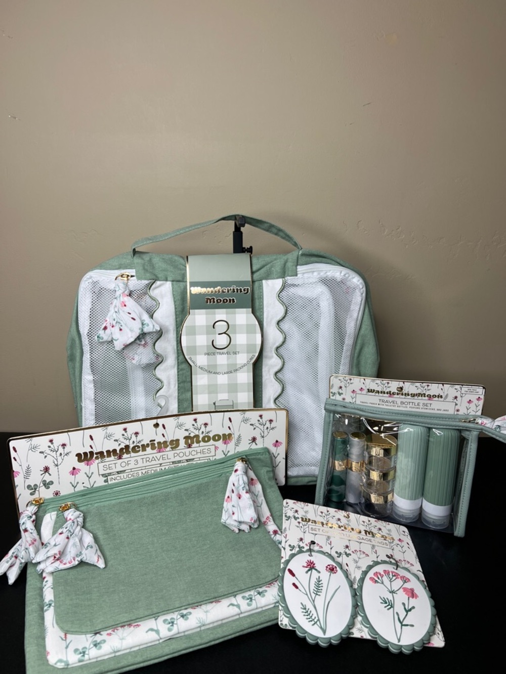 Wandering Moon | Prickly Pear Floral Mint Green Packing Cube Set (16 pcs) 🌷